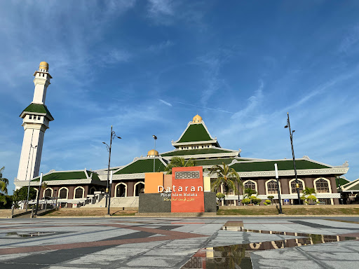 Masjid Al-Azim (Masjid Negeri)