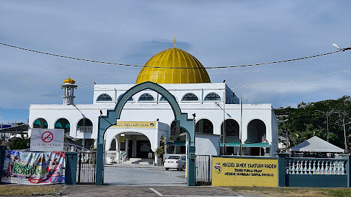 Masjid Jamek Yamtuan Raden