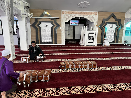 Masjid Ibnu Khaldun Lavender Heights
