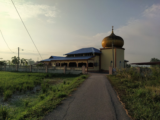 Masjid Kampung Pantai Kamloon