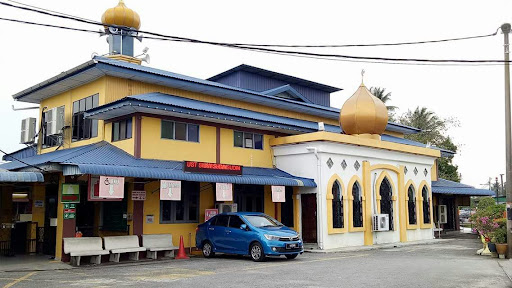 Masjid Papan, Kampung Pertama