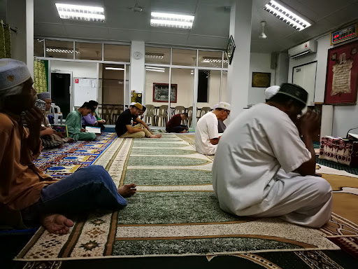Masjid Nur Hidayah, Kampung Cemerlang, Jalan Lapangan Terbang, 93250 Kuching, Sarawak