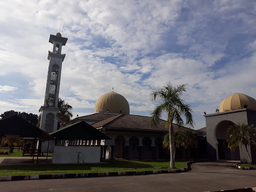 Masjid Ar-Raudhah (Pengkalan Udara Gong Kedak)