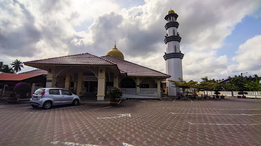 Masjid Al-Muqarrabin (Masjid Kariah)