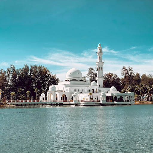 Masjid Tengku Tengah Zaharah (Masjid Terapung)