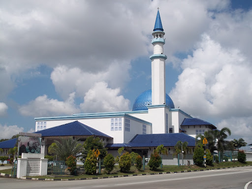 Masjid Jamek Tun Hussein Onn