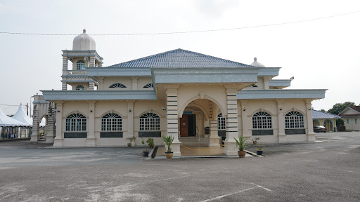 Masjid al-Hadi, Kampung Makam